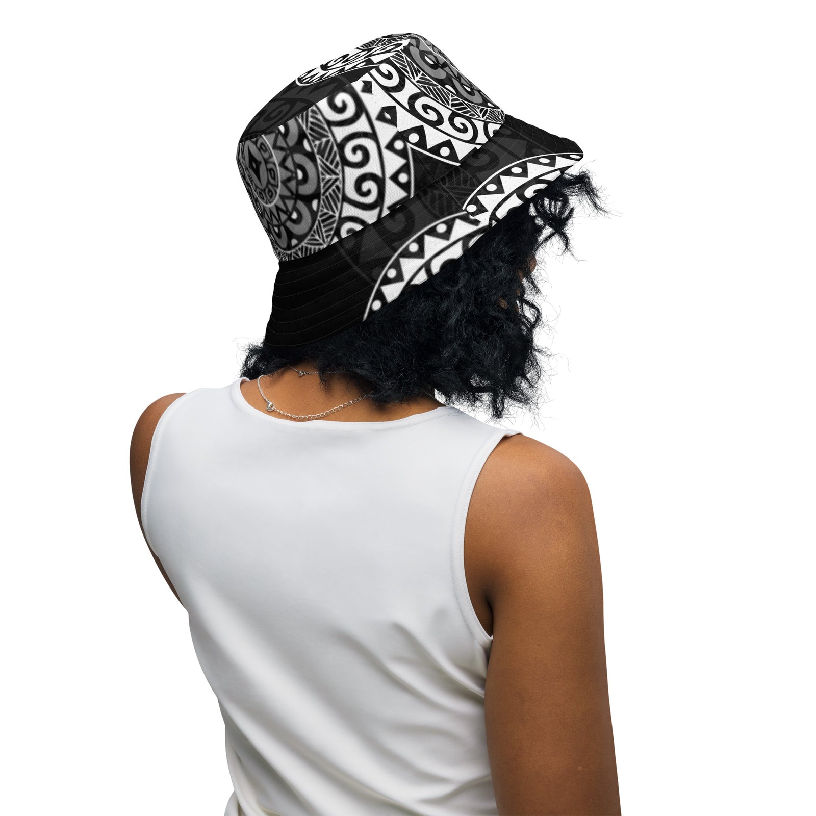 Reversible bucket hat